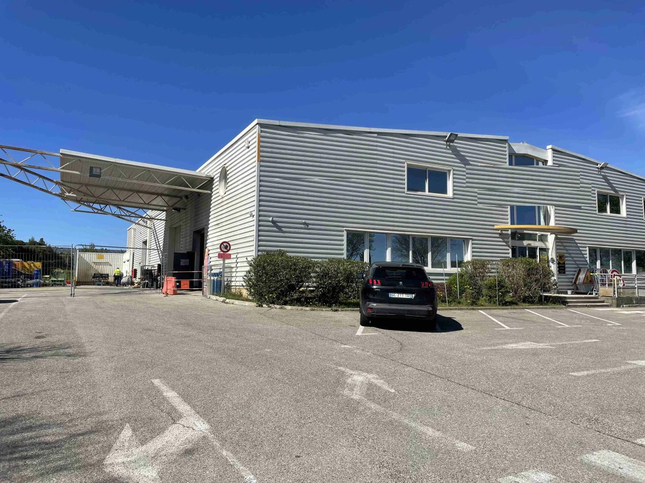 Local d'activité LES-MILLES 1300m² Location local d'activité LES-MILLES Bouches-du-Rhône OLACT2531661 1